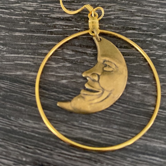 Sun and Moon earring - Picture 4 of 6